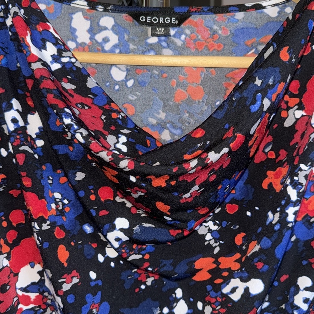 George-  Women's multi color drape neck sleeveless blouse Size Small - Picture 5 of 10